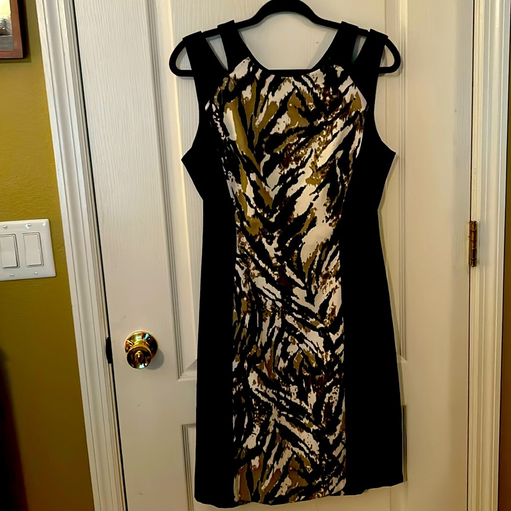 BLACK AND TIGER PRINT DRESS 👗 SIZE 12